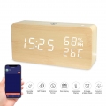 LED Digitaler Holzwecker APP-Steuerung Zeit- / Temperatur- / Feuchtigkeits- / Datumsanzeige Elektronische Desktop-Uhr 4 Stufen H