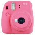 Fujifilm Instax Mini 9, Sofortbildkamera, Farbe Flamingo-Rosa mit Selfie-Spiegel