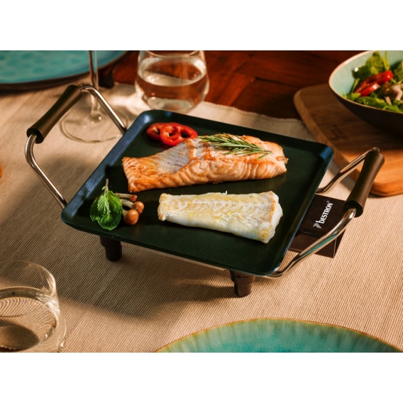 Bestron elektrischer Tischgrill, kleine Plancha-/Teppanyaki-Grillplatte mit Antihaftbeschichtung, Grillspaß für bis zu 2 Persone