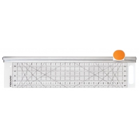 More about Fiskars 2-in-1 Rollenmesser & Lineal, 15 x 61 cm