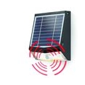Solar LED Sensor Wandstrahler - max. 500 lm Lichtstrom - großes 2,2 W Solarmodul im Winkel verstellbar - 2 Betriebmodi - Abm: 18