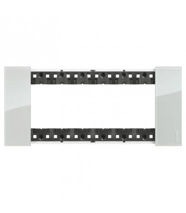 Bticino Living Now Platte für 6 Modulen Farbe: Sky KA4806DA