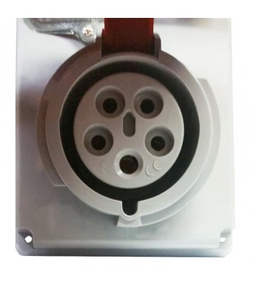 Kompakte verriegelte Legrand-Steckdose 3P+N+E 3X32A+NT 400V IP55 057296