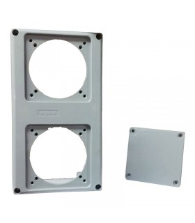 Legrand Flansch 220x125mm für 2 x 16A CEE Steckdosen 057713