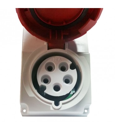 Schneider vertikale verriegelte Steckdose 3X32A+NT 400V IP65 82097