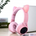 Bluetooth-Kopfhörer Cat Ear LED kabellos Faltbare Kopfhörer über dem Ohr mit Mikrofon und Lautstärkeregler für iPhone/iPad/Smart